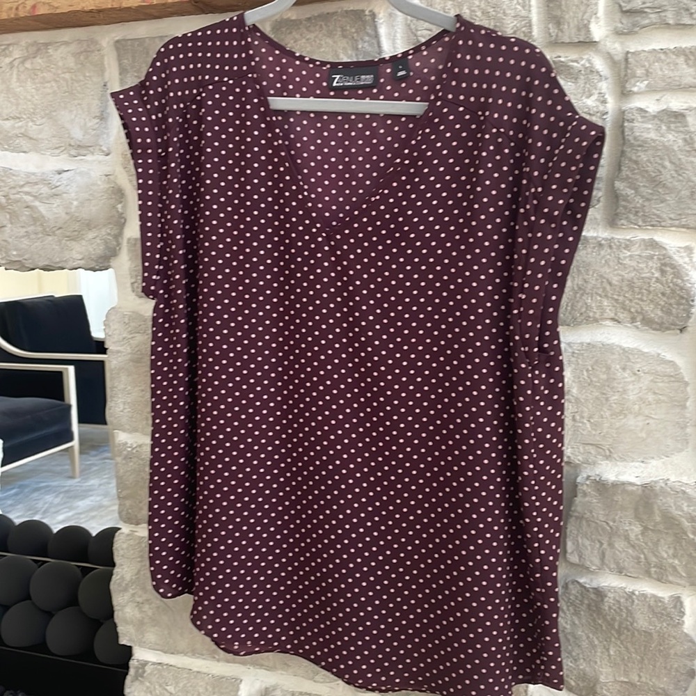 Adorable polka dot top